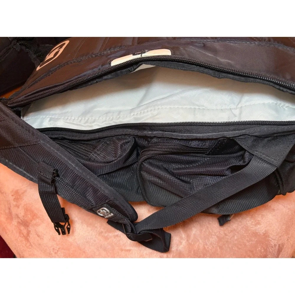 OGIO‎ Metro Black Multi Pocket Backpack Audio Ready Laptop Travel Work Bag